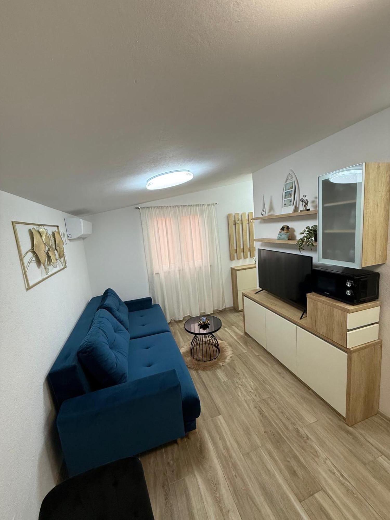 Apartment Helena Kaštela Eksteriør bilde