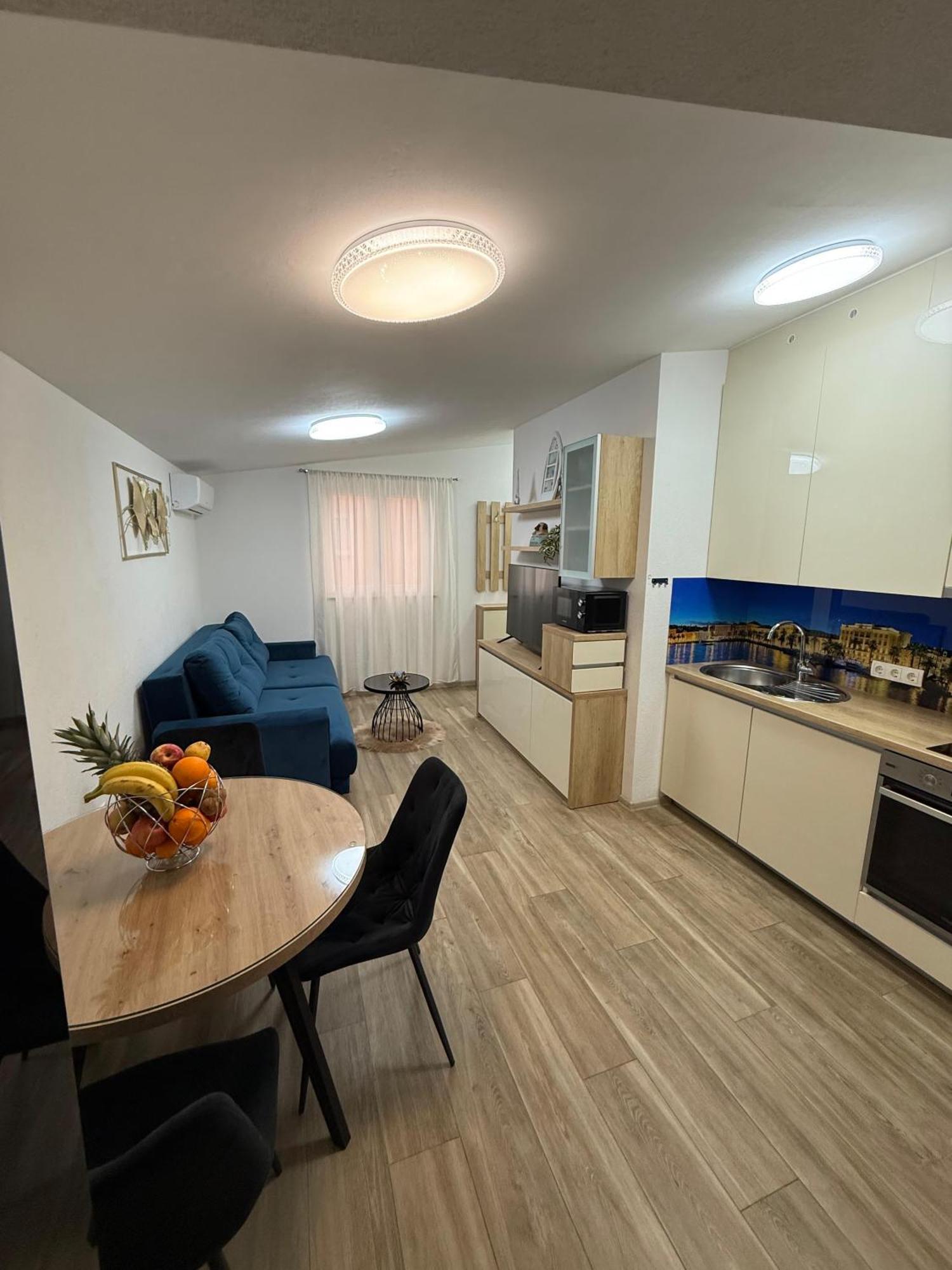 Apartment Helena Kaštela Eksteriør bilde