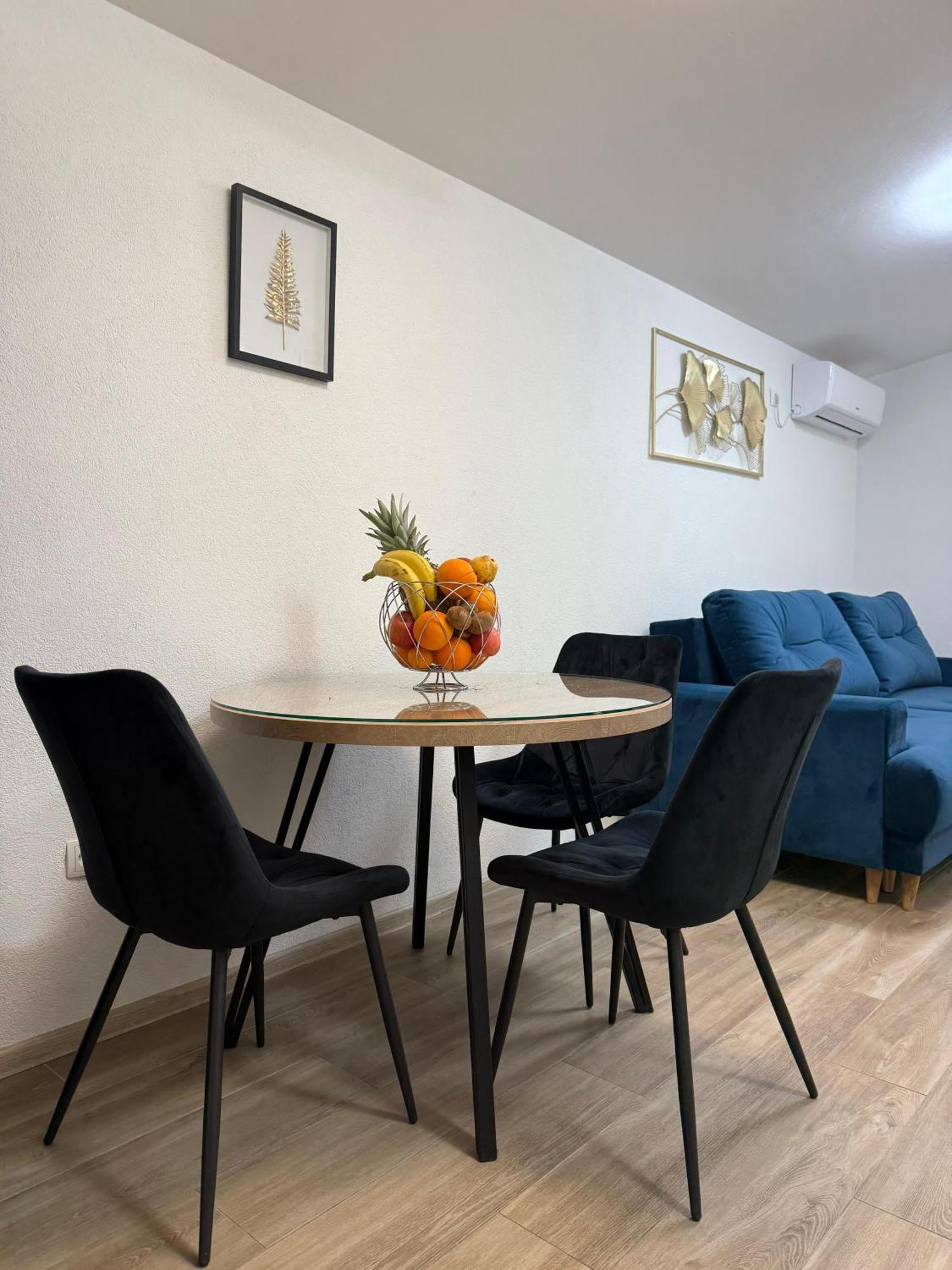 Apartment Helena Kaštela Eksteriør bilde